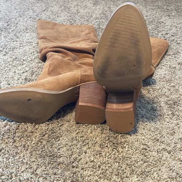 Tall shaft boot 3 inch heel all suede worn just a few times Steve Madden - Picture 3 of 3